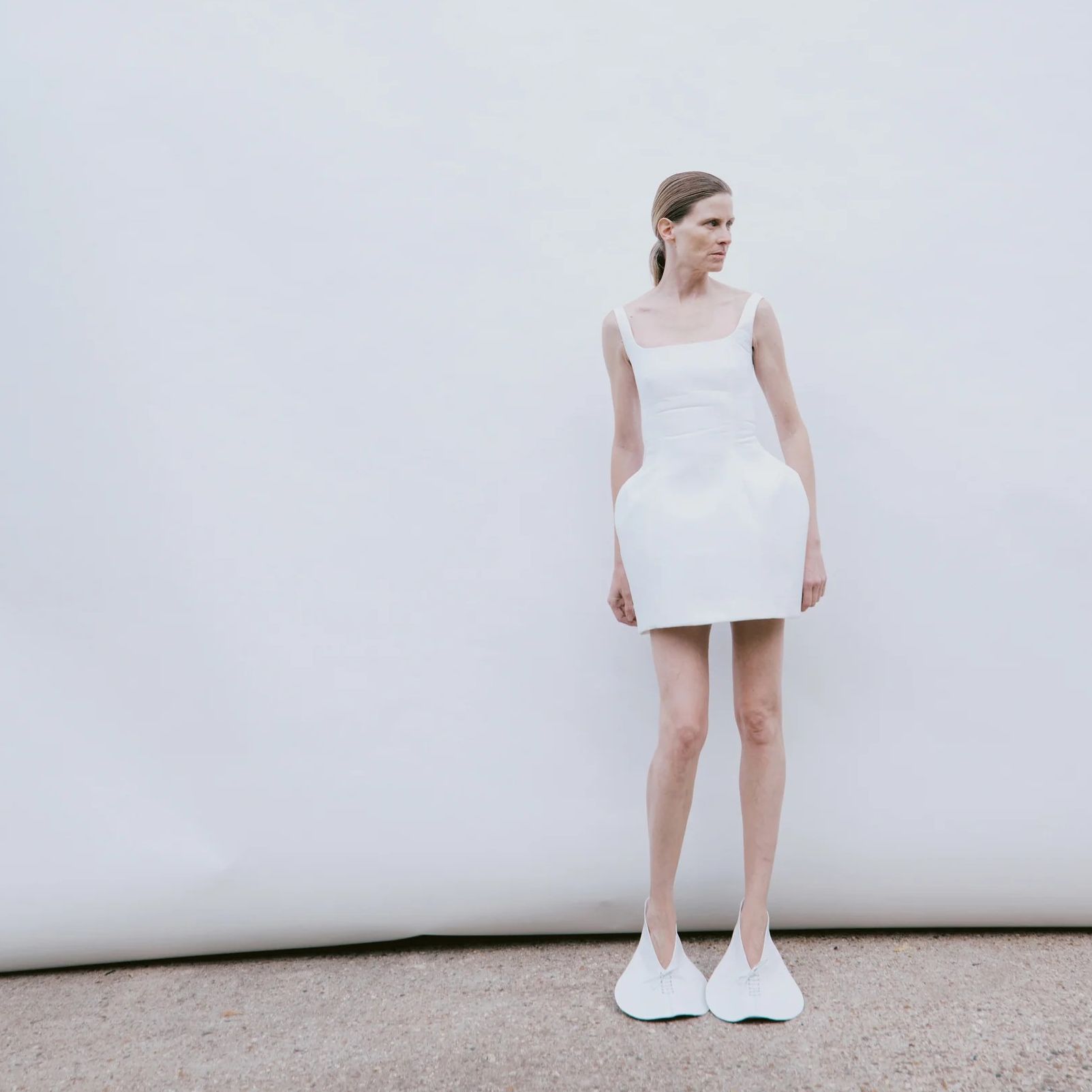 WAN DRESS WHITE