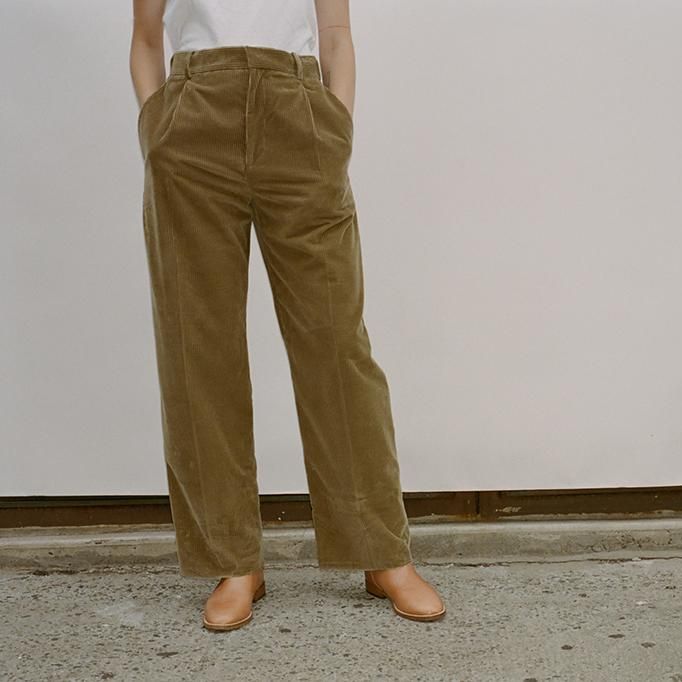CORDUROY PLEATED TROUSERS