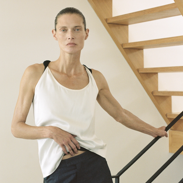 Sleeveless top in silk