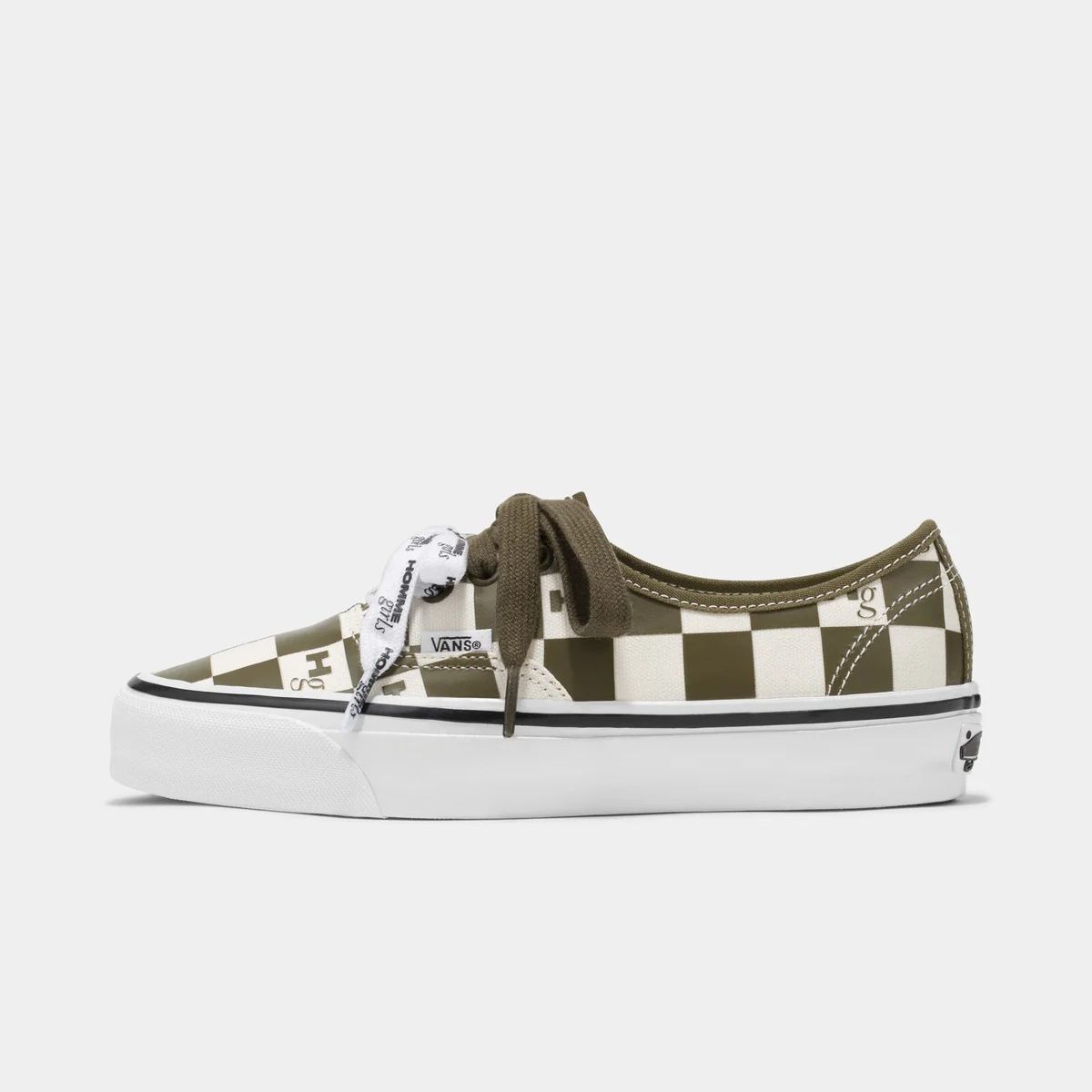 AUTHENTIC 44