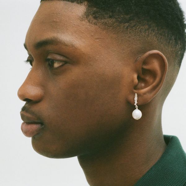 The Lustre of the Moon